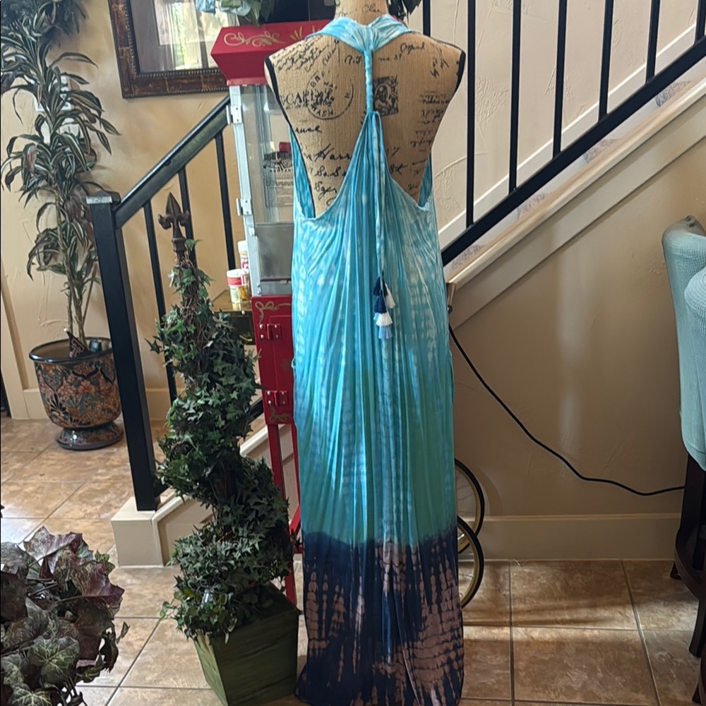 Spirit Blue and Green Tie-Dye Maxi Dress - Picture 6 of 7